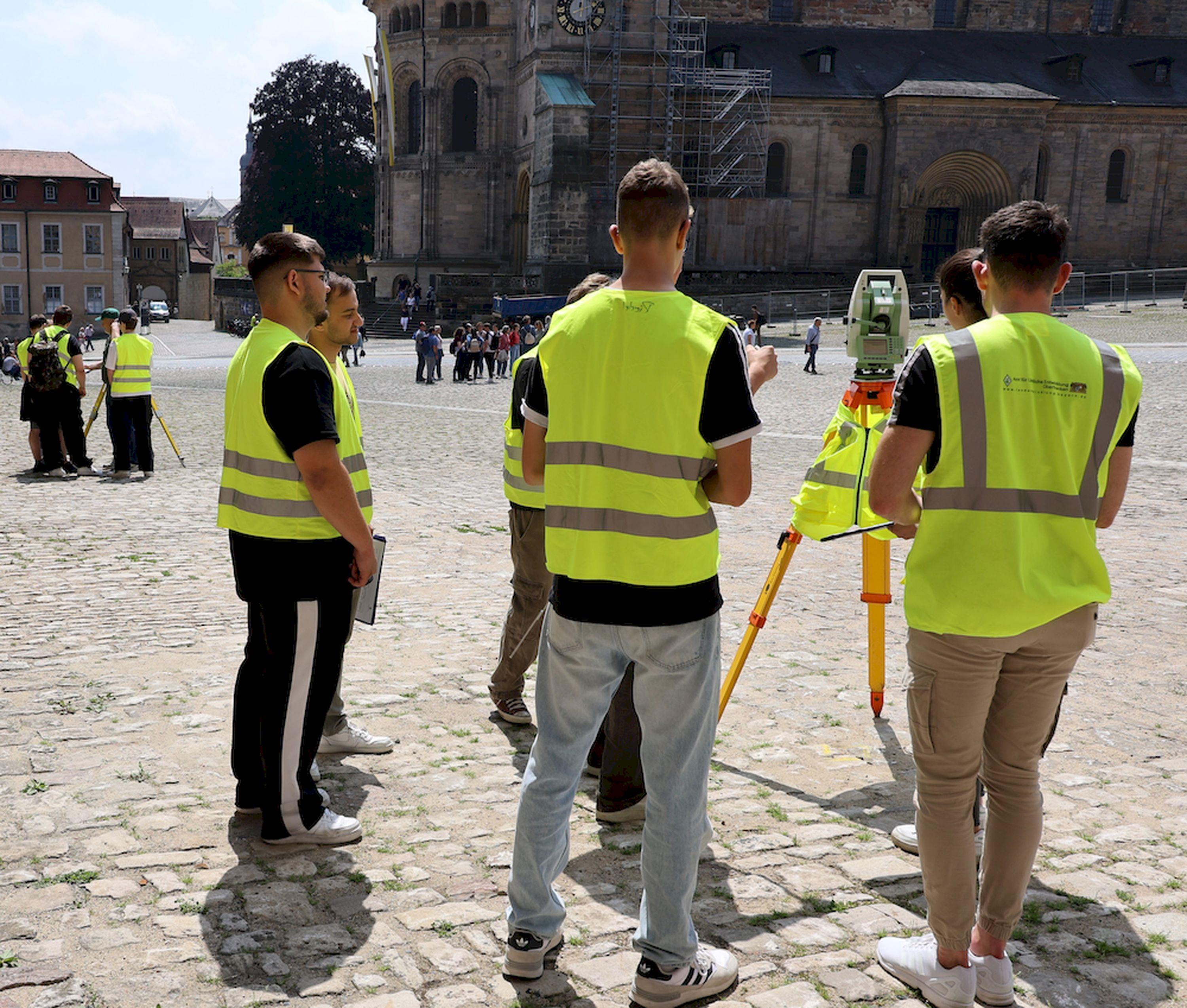 Das Amt für ländliche Entwicklung (ALE) Oberfranken sucht Abiturienten als künftige Projektleitende